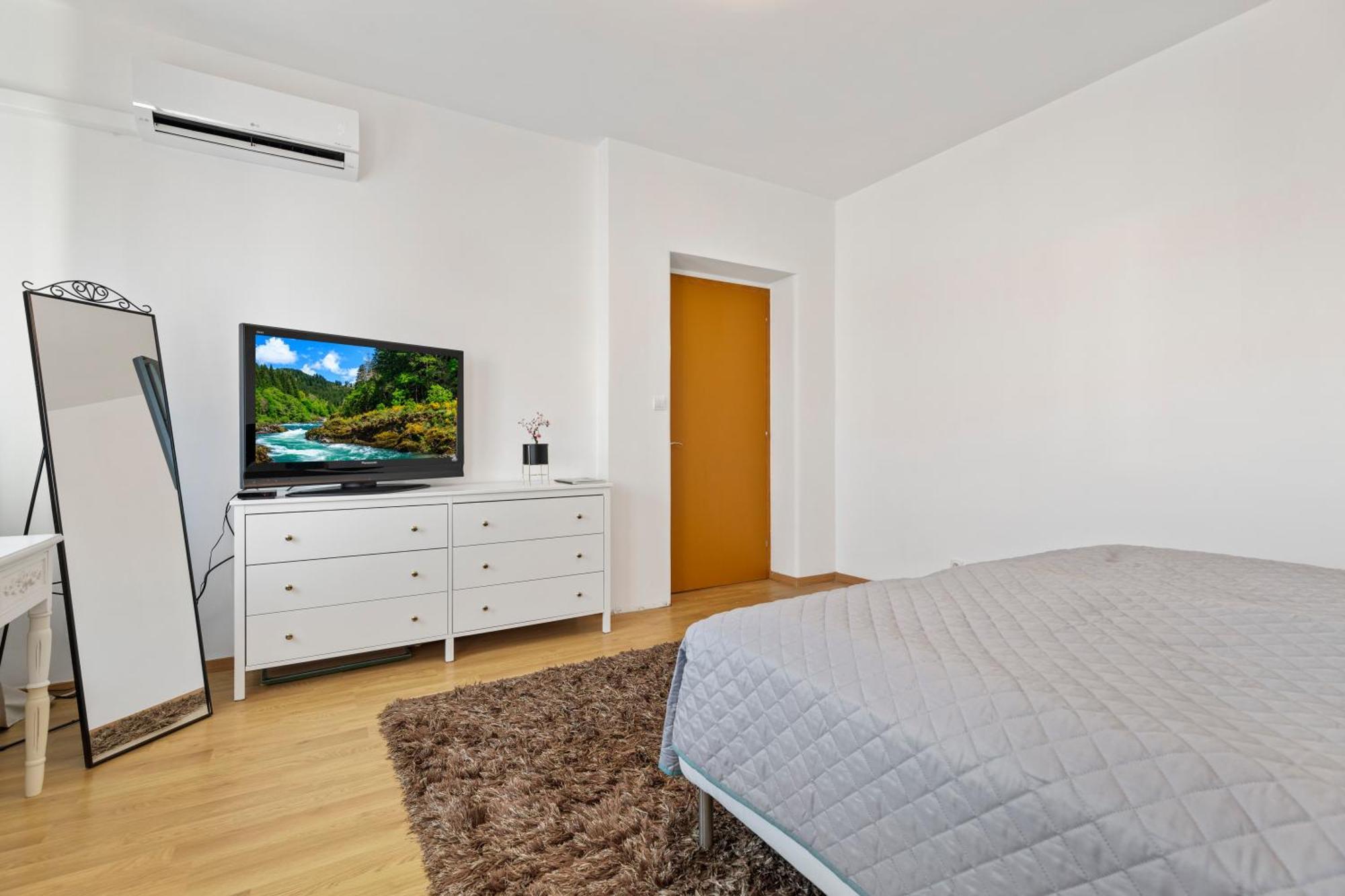 Heart Of The City Center 2 Rooms By Zazi Bratislava Eksteriør billede